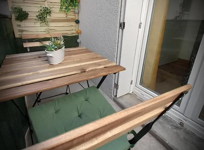 Neuf De 30 M2 Au Coeur De Classe 2 Etoiles * Palavas-les-Flots